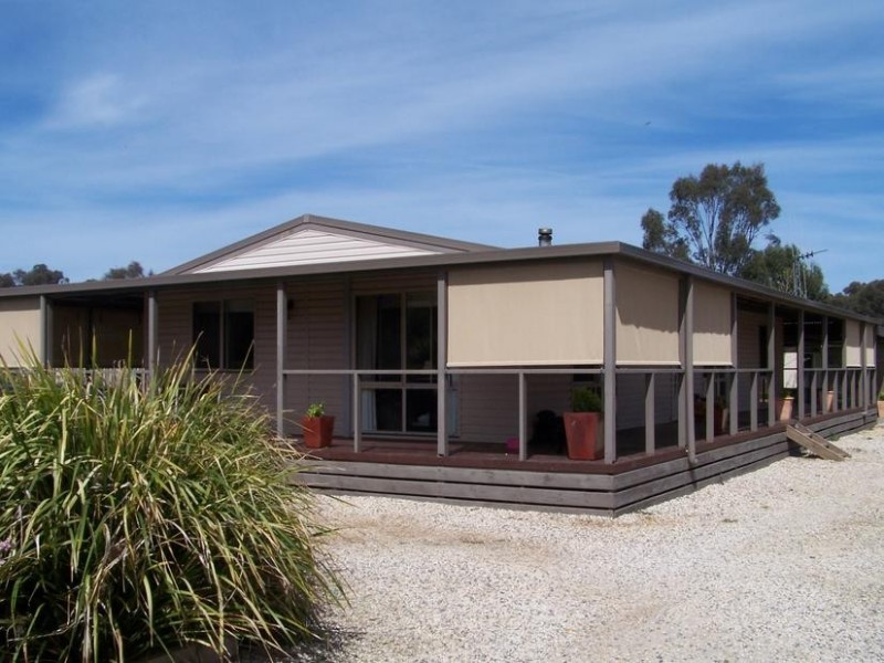 11 Hughes Street South, Avenel VIC 3664