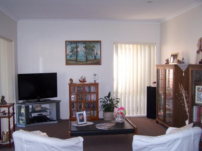 12 Lightwood Avenue, Seymour VIC 3660