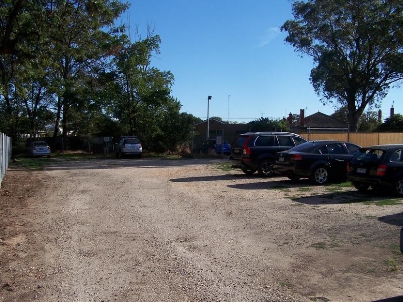 16-18 Station Street, Seymour VIC 3660