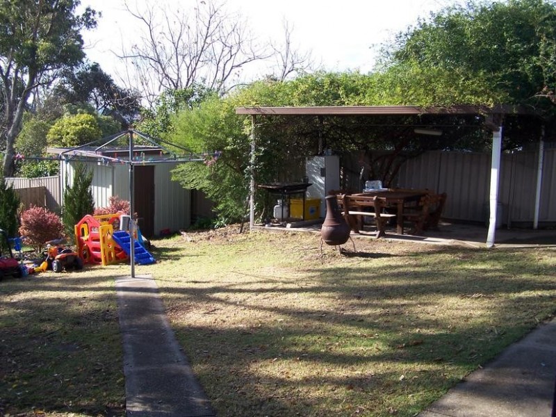 13 Dockery Street, Seymour VIC 3660