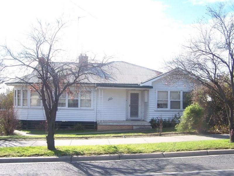 127 Anzac Avenue, Seymour VIC 3660
