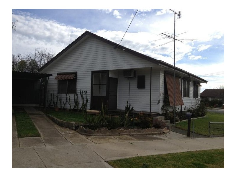 23 Sinclair Crescent, Seymour VIC 3660
