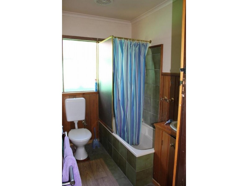 9 Tehan Street, Seymour VIC 3660