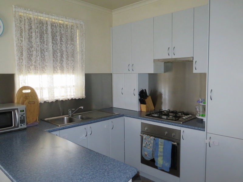 8 Howe Street, Seymour VIC 3660