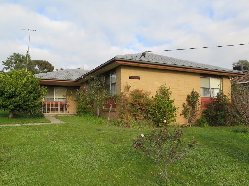 194 Anzac Avenue, Seymour VIC 3660