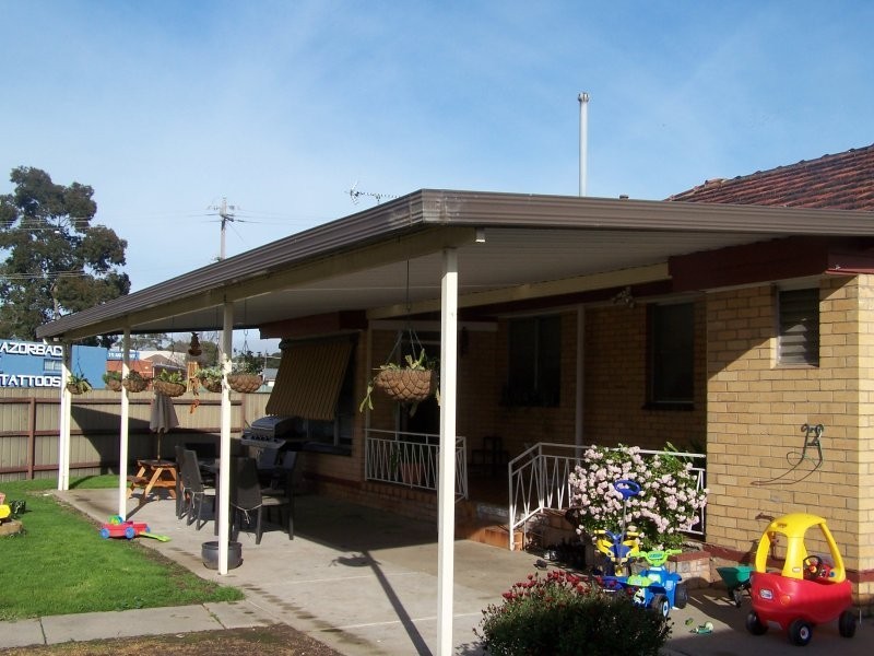 2 Oak Street, Seymour VIC 3660