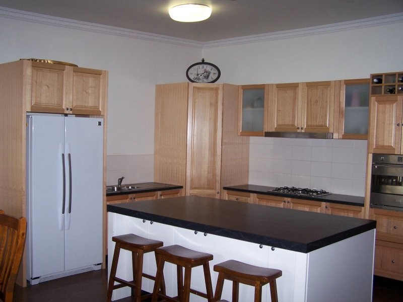 16 Tristan Street, Seymour VIC 3660