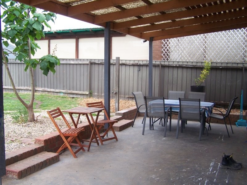 16 Tristan Street, Seymour VIC 3660