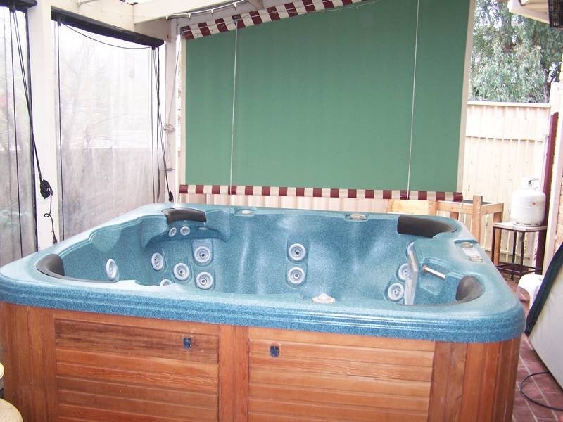 18 Hanley Crescent, Seymour VIC 3660