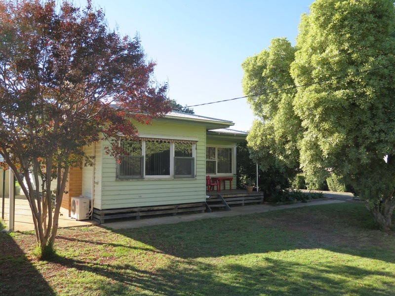 93 Livingston Street, Avenel VIC 3664