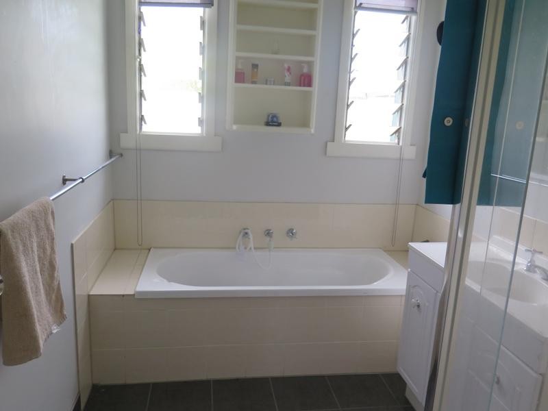 4 Howe Street, Seymour VIC 3660