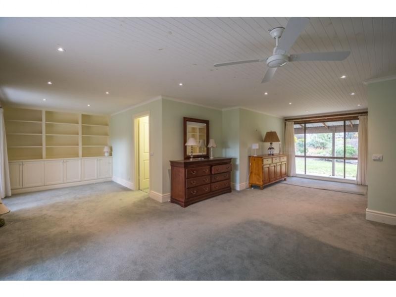 205 Highlands Road, Seymour VIC 3660