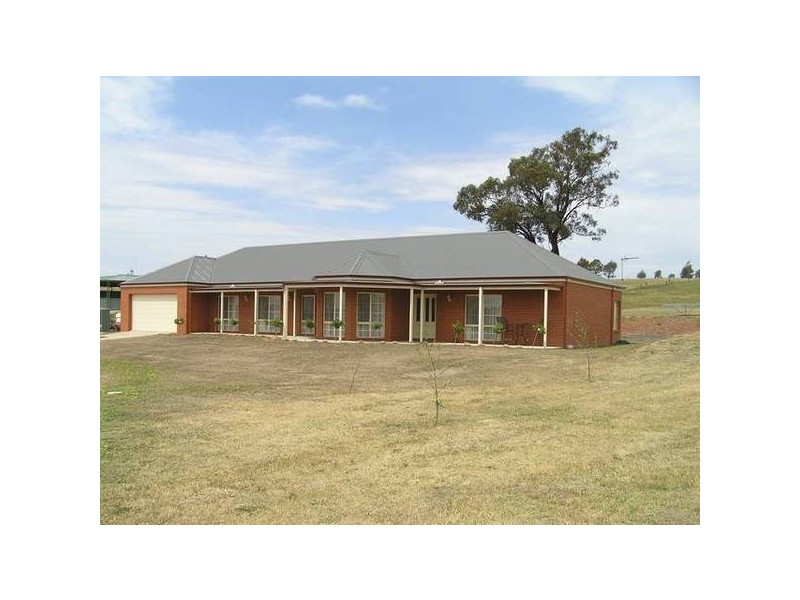8 Nazek Court, Seymour VIC 3660