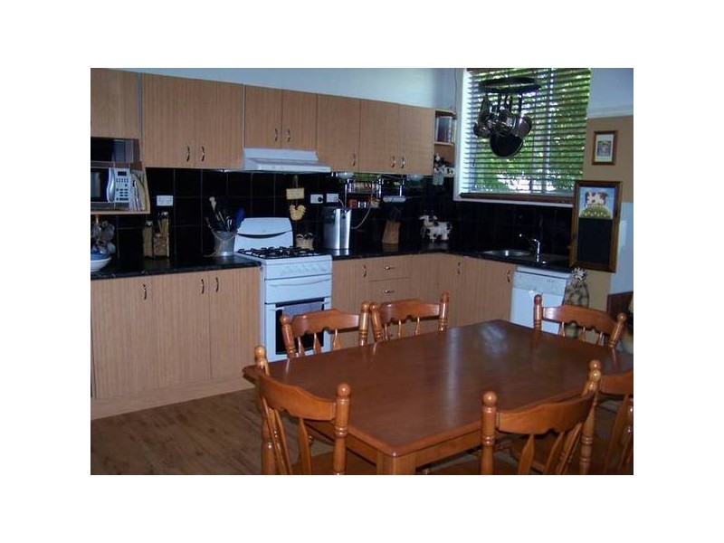 28 Victoria Street, Seymour VIC 3660