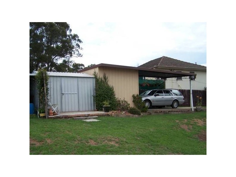 35 Chisholm Crescent, Seymour VIC 3660