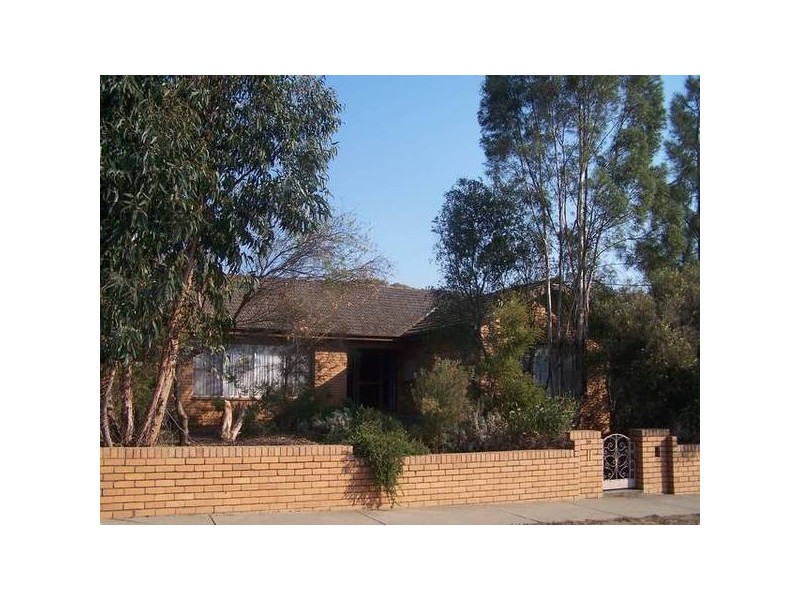 10 Guild Street, Seymour VIC 3660