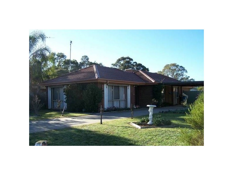 4 Mc Clusky Court, Seymour VIC 3660