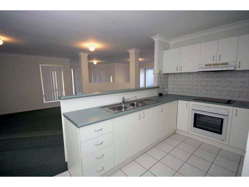 69 Kununurra Crescent, Shailer Park QLD 4128