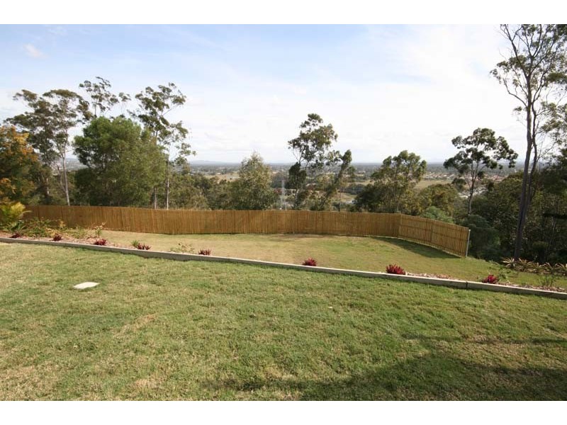 11 Ridge ROAD, Tanah Merah QLD 4128