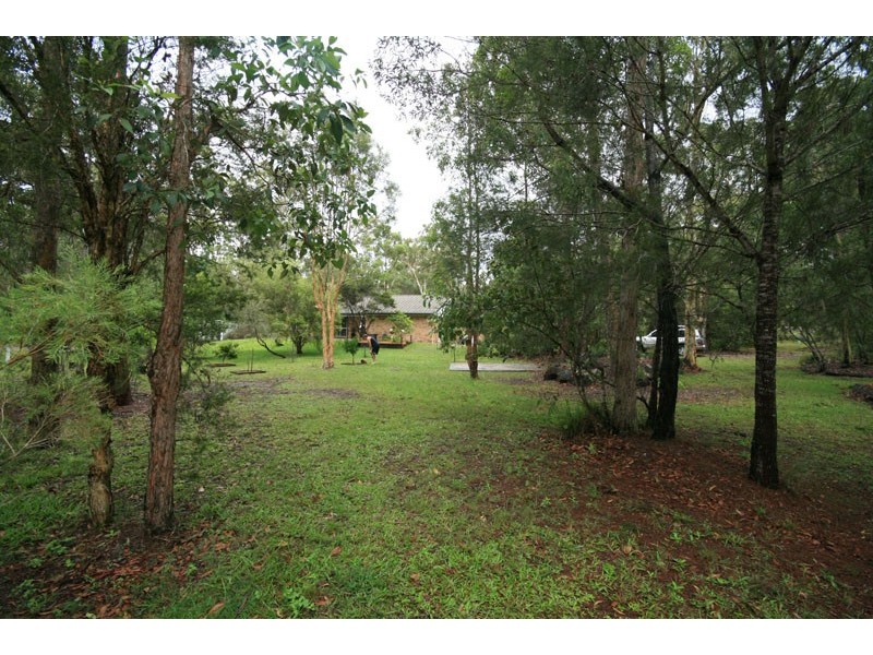 81 Lakeside Drive, Carbrook QLD 4130
