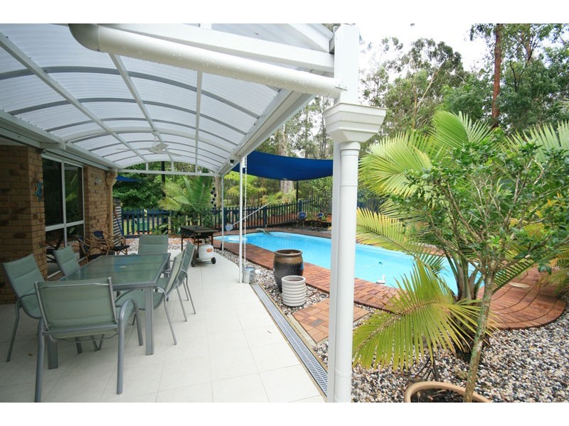 81 Lakeside Drive, Carbrook QLD 4130