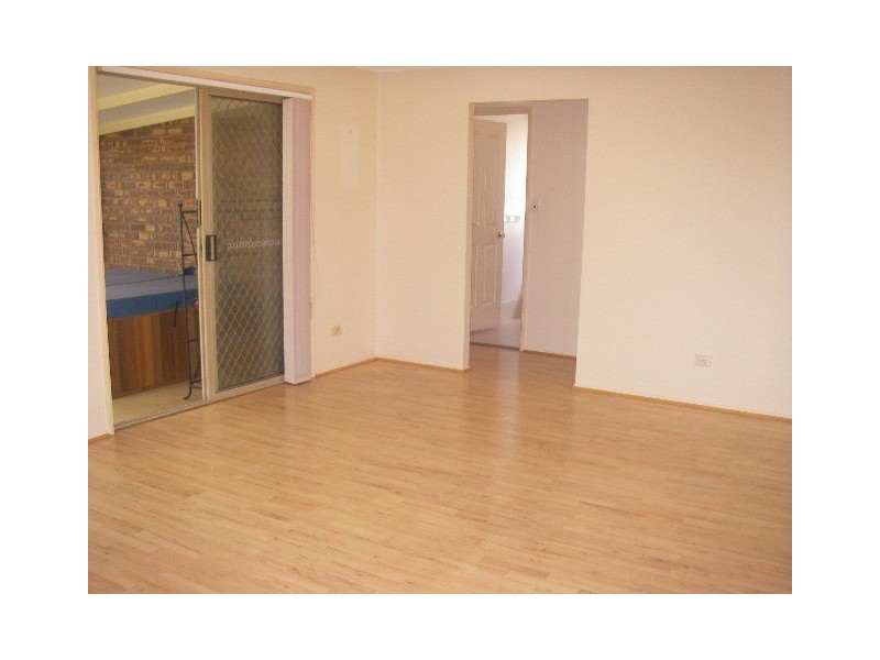 16 La Grange Court, Shailer Park QLD 4128