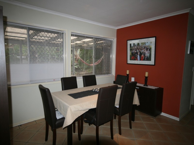 99 Mallee Drive, Tanah Merah QLD 4128