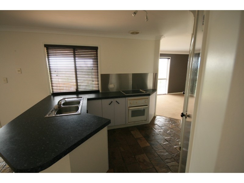 26 Andromeda, Tanah Merah QLD 4128