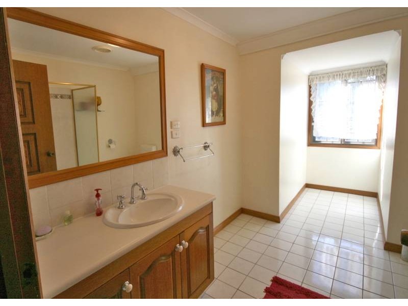 Tanah Merah QLD 4128