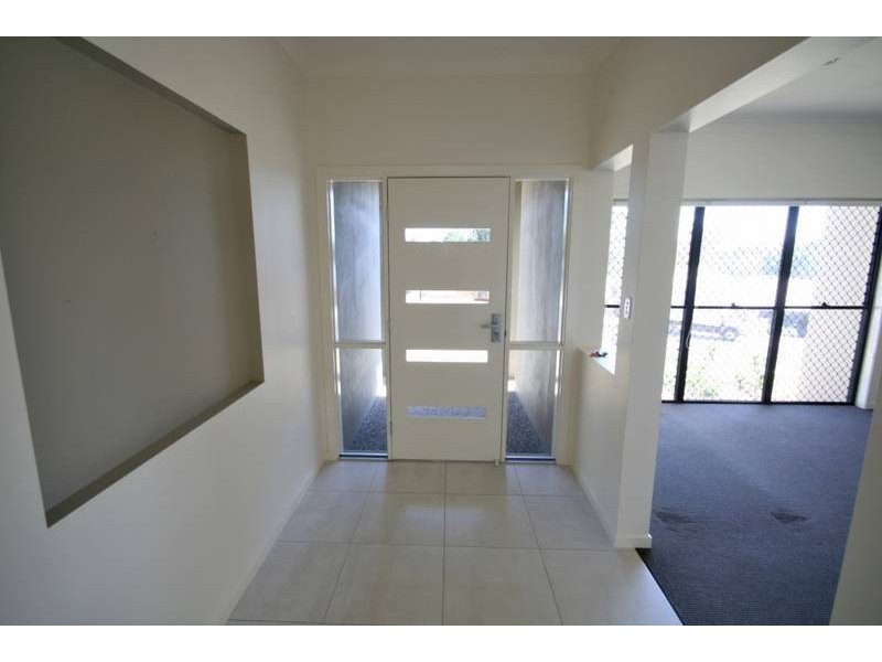 1D Ronald Street, Shailer Park QLD 4128