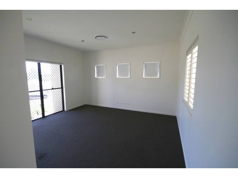 1D Ronald Street, Shailer Park QLD 4128