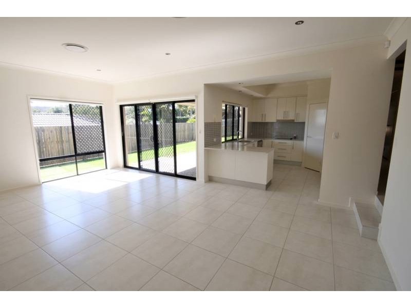 1D Ronald Street, Shailer Park QLD 4128