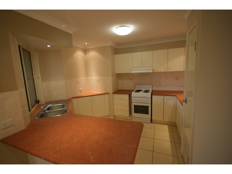 14 Tahan Crescent, Tanah Merah QLD 4128