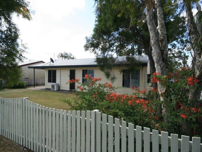 42 Maroochy Crescent, Beenleigh QLD 4207