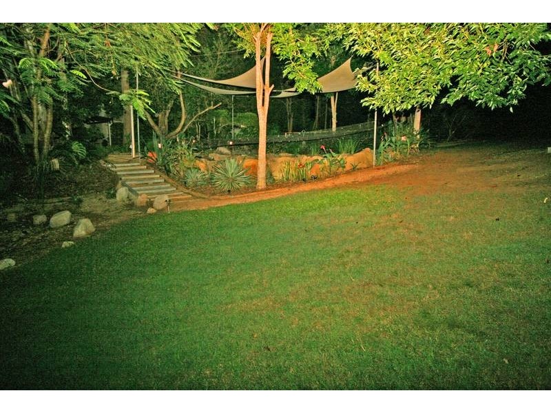 Tanah Merah QLD 4128