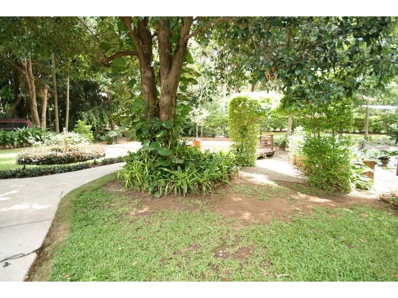 Tanah Merah QLD 4128