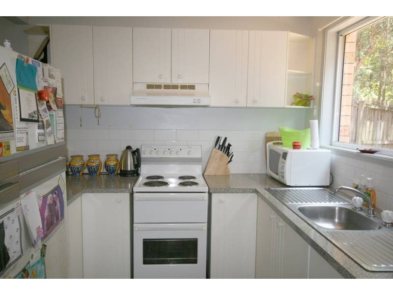 27,/3809 Pacific Highway, Tanah Merah QLD 4128