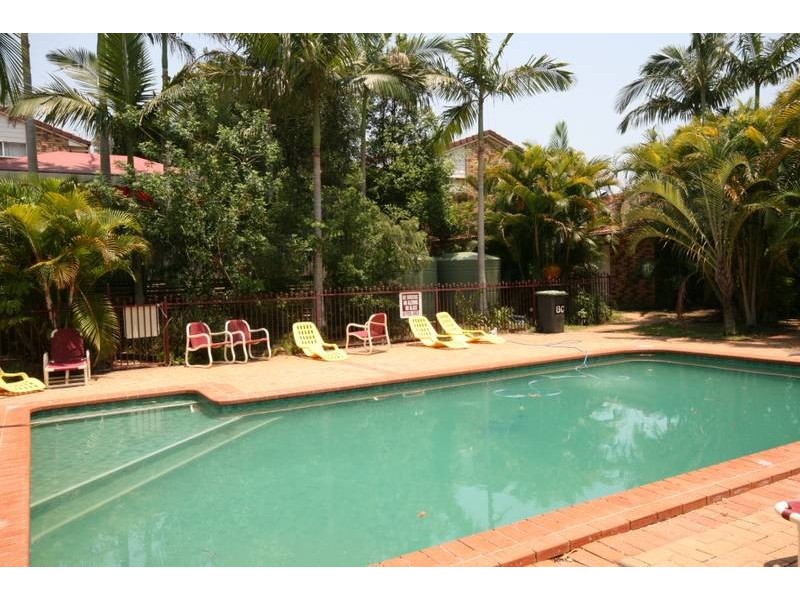 27,/3809 Pacific Highway, Tanah Merah QLD 4128