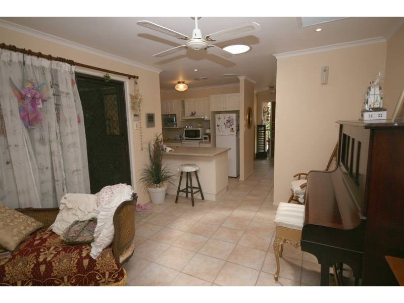 18 Atlantic Drive, Loganholme QLD 4129