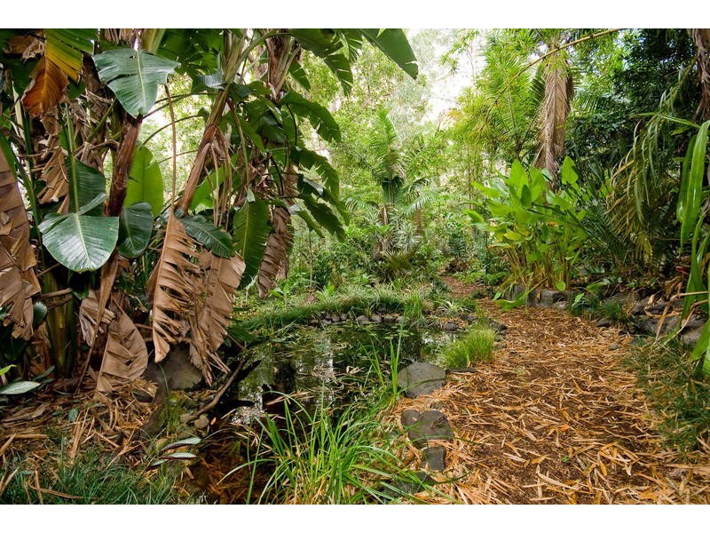 35-37 Leslie Parade, Slacks Creek QLD 4127