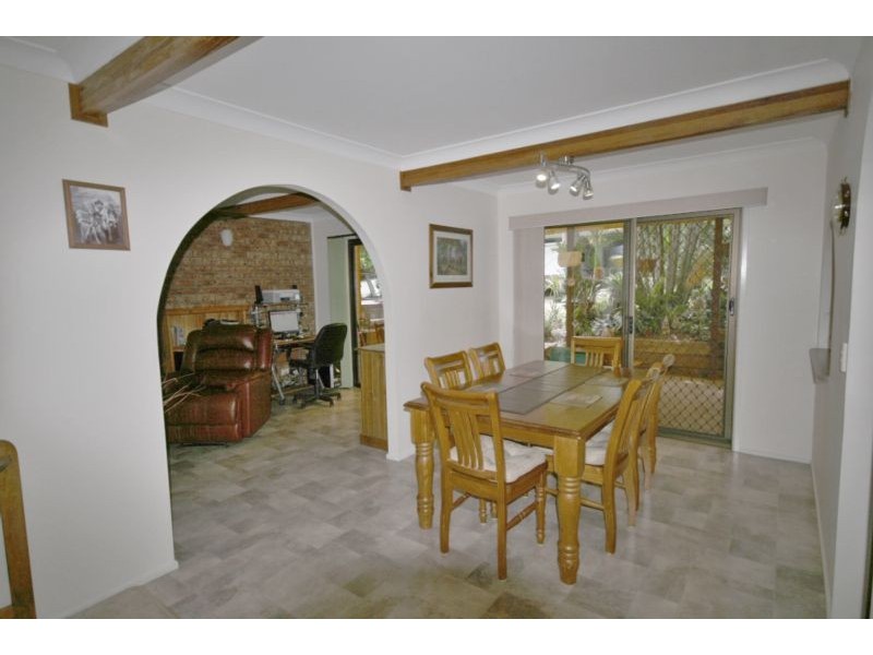 24 Leslie Parade, Slacks Creek QLD 4127