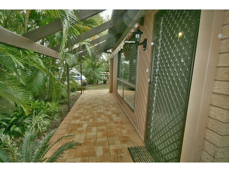 24 Leslie Parade, Slacks Creek QLD 4127