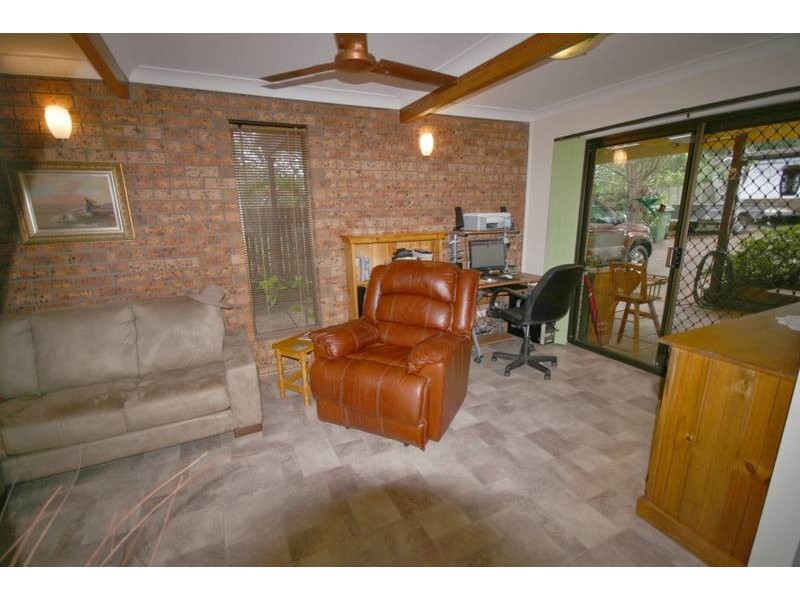 24 Leslie Parade, Slacks Creek QLD 4127