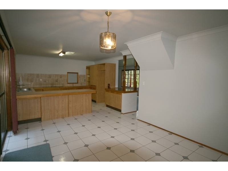 10 Celandine Street, Shailer Park QLD 4128