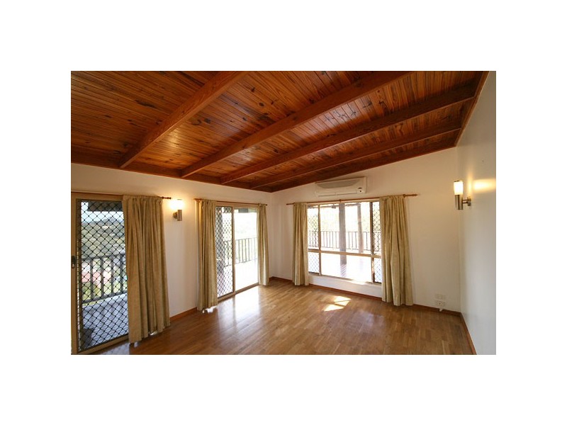 411 Chatswood Road, Shailer Park QLD 4128