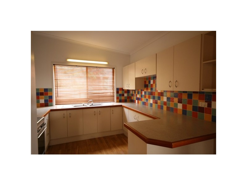 411 Chatswood Road, Shailer Park QLD 4128