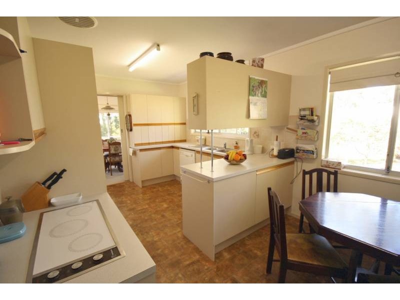 35 Tingi Avenue, Tanah Merah QLD 4128