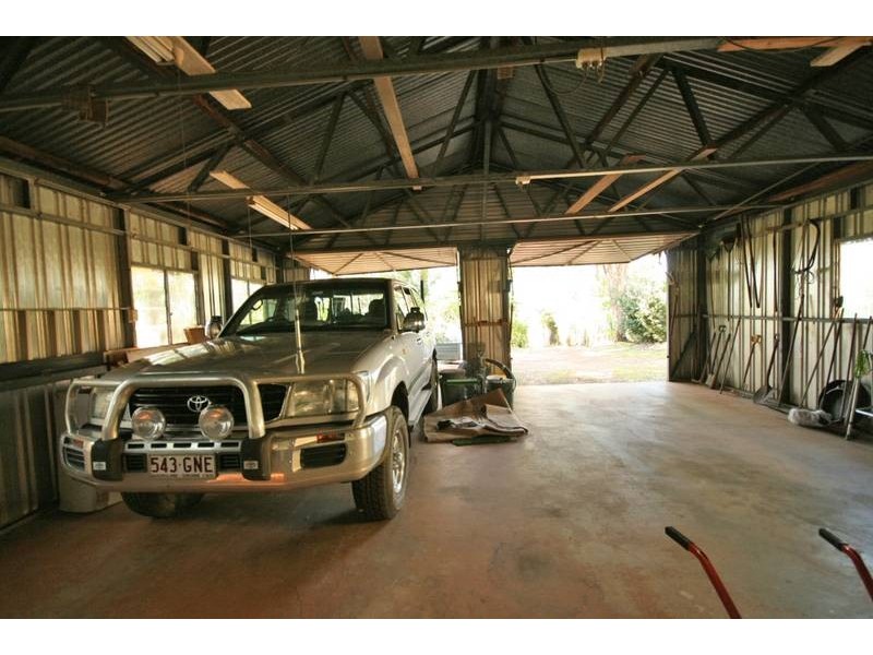 35 Tingi Avenue, Tanah Merah QLD 4128