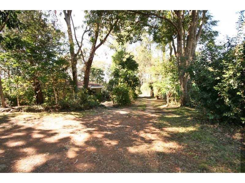 35 Tingi Avenue, Tanah Merah QLD 4128