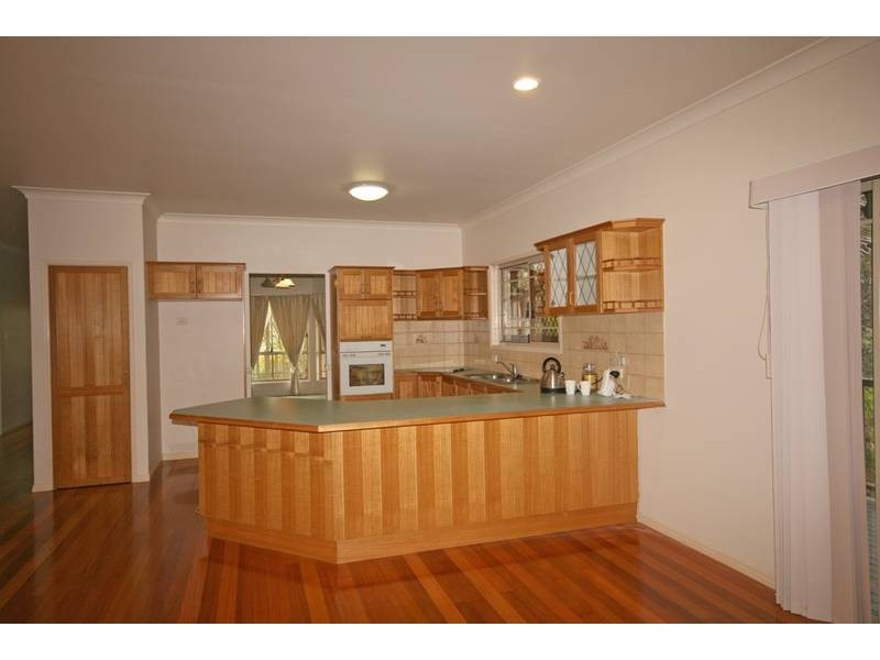 28 Heeler Court, Shailer Park QLD 4128